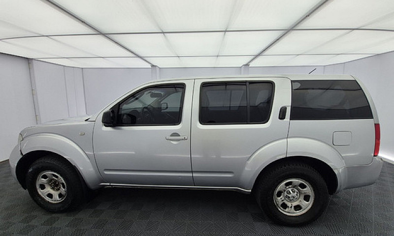 Nissan Pathfinder 4....