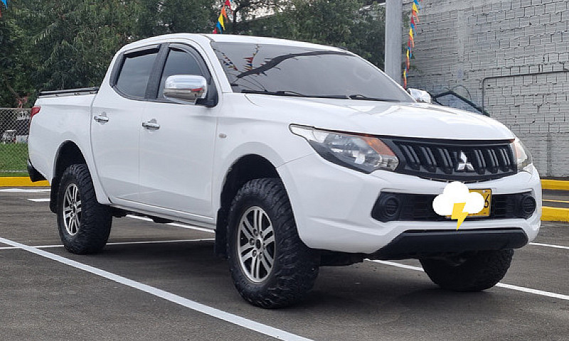 Mitsubishi L200 Spor...