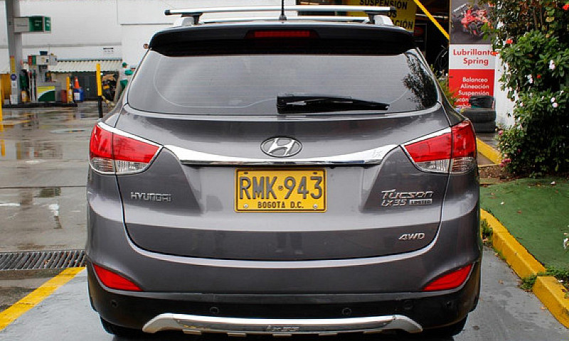 Hyundai Tucson Ix-35...