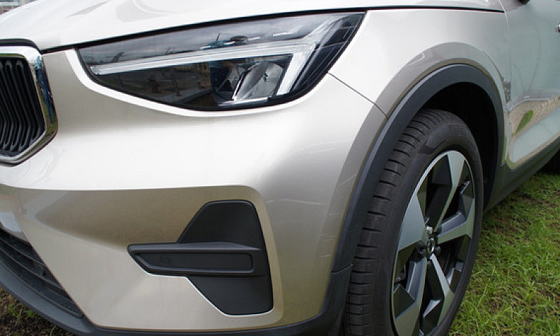 Volvo Xc40 2.0 Hibri...