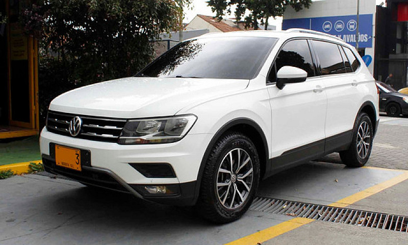 Volkswagen Tiguan Of...
