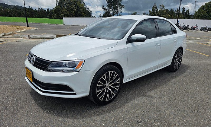 Volkswagen Jetta 2.0...