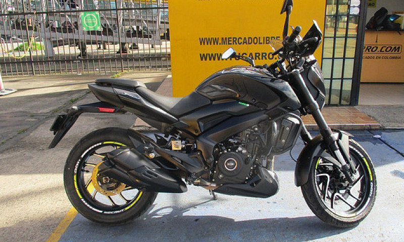 Moto Bajaj Dominar D...