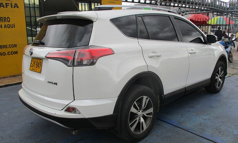 Toyota Rav4  4X4 200...