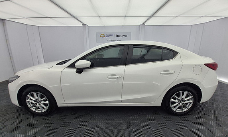 Mazda 3 2.0 Touring ...
