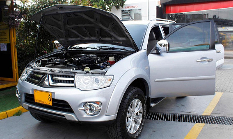 Mitsubishi Nativa 3....