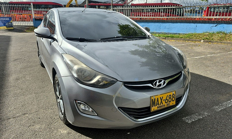 Hyundai Elantra 1.8 ...