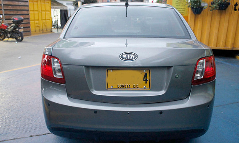 Kia Rio Xcite 2011...