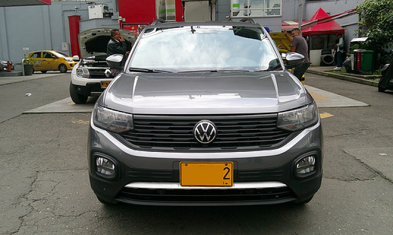 Volkswagen T-Cross 1...