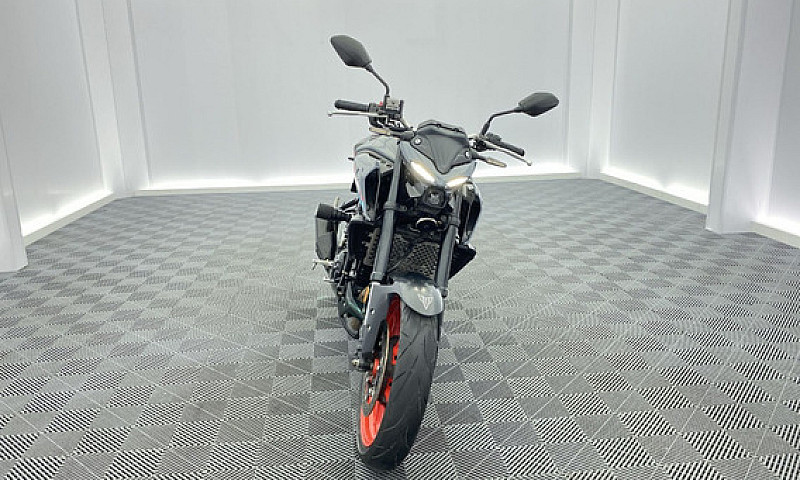 Yamaha Mt03 ...