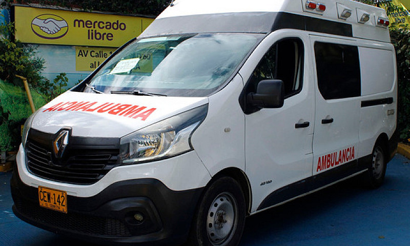 Ambulancia Renault T...