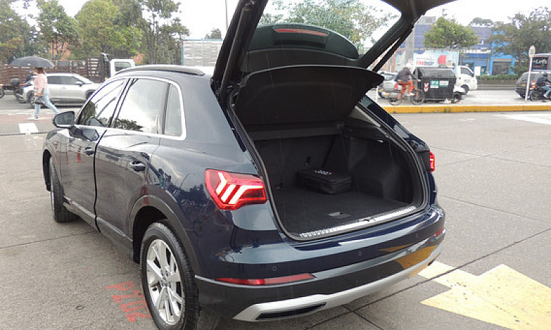 Audi Q3 1.4 Tfsi Att...