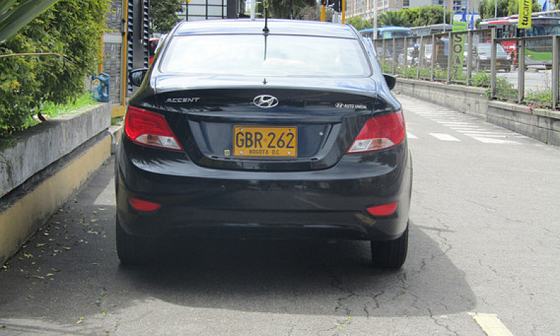 Hyundai Accent 1.4 N...