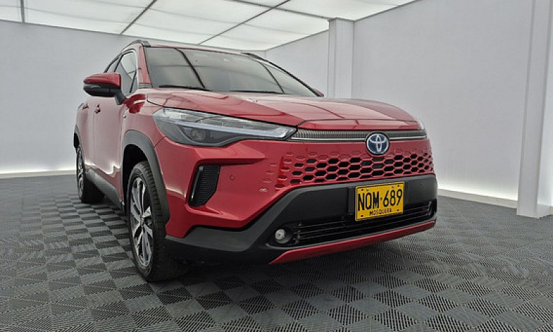 Toyota Corolla Cross...