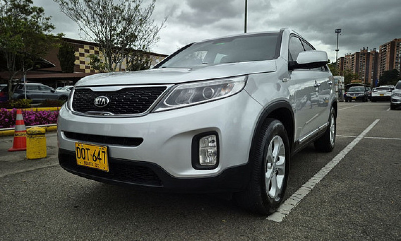 Kia Sorento 2.4 Radi...
