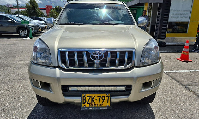 Toyota Land Cruiser ...