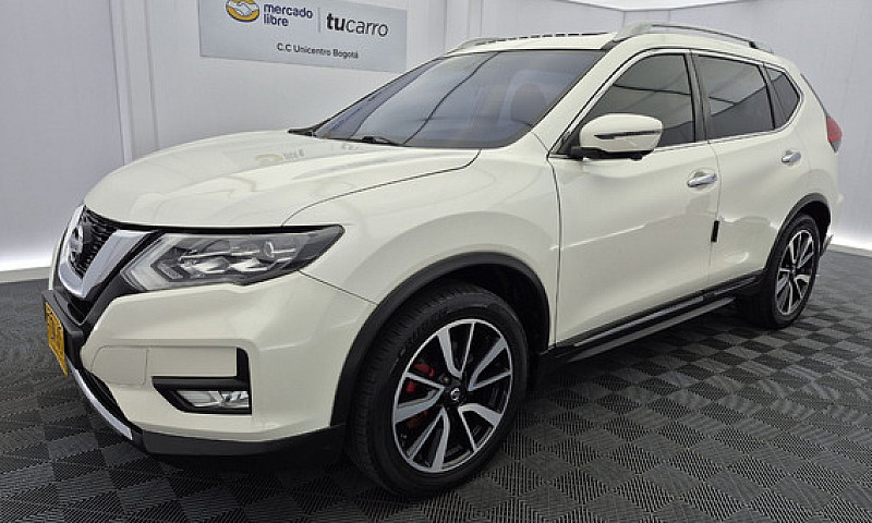 Nissan X-Trail 2.5 E...