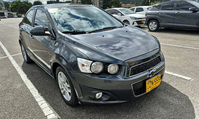 Chevrolet Sonic 1.6 ...