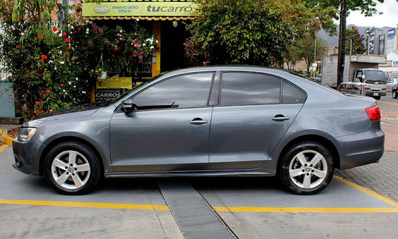 Volkswagen Jetta New...
