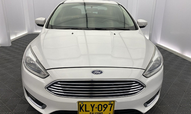 Ford Focus 2.0 Titan...