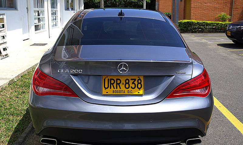 Mercedes-Benz Clase ...