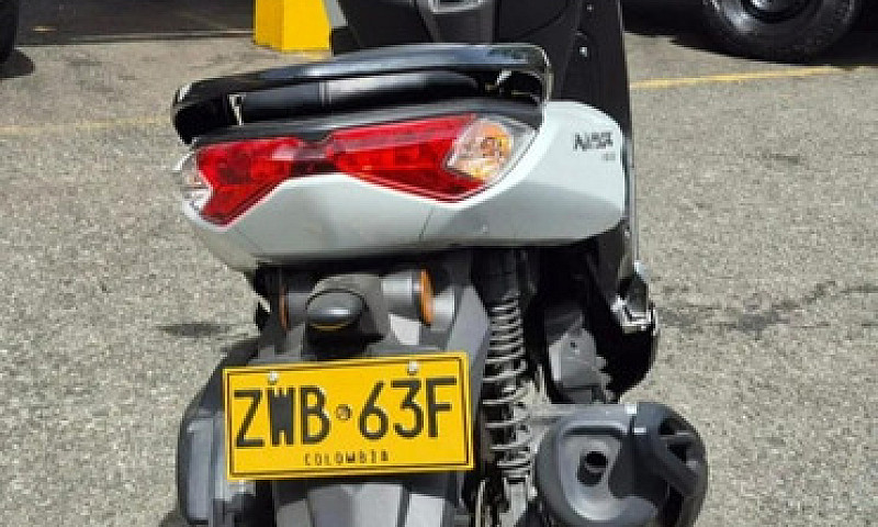 Yamaha Nmax Conneted...