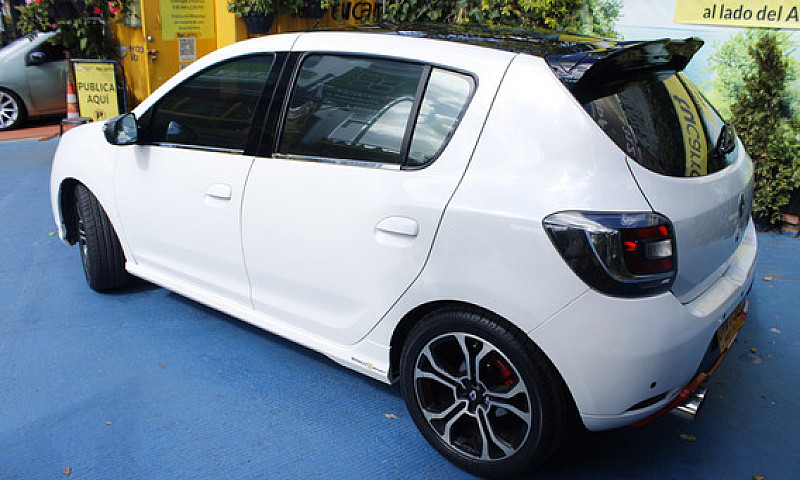 Renault Sandero 2.0 ...