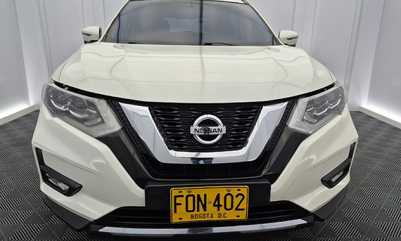 Nissan X-Trail 2.5 E...