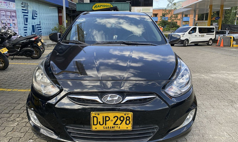 Hyundai Accent 1.6 G...