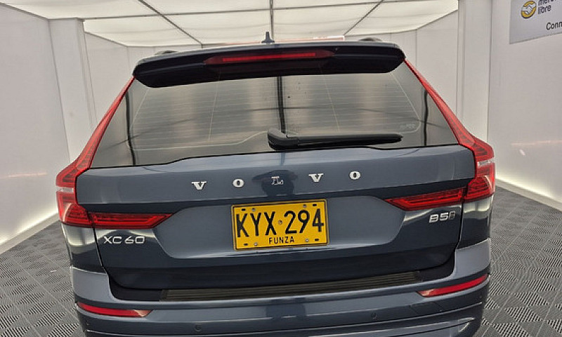 Volvo Xc60 B5 Awd Mo...