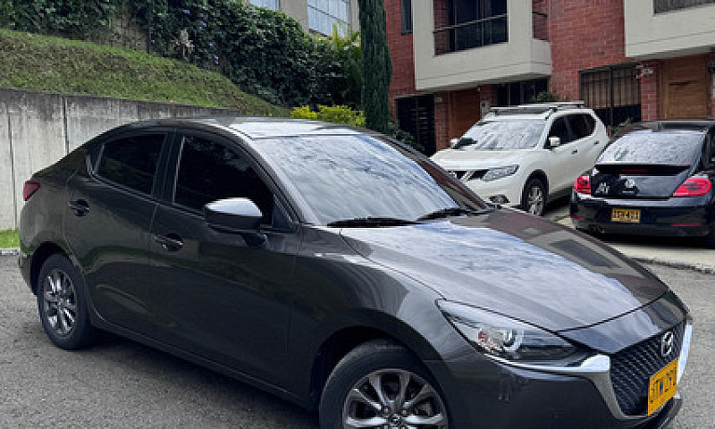 Mazda 2 Sedan 1.5 To...