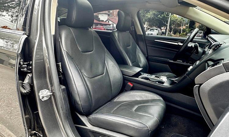 Ford Fusion 2.0 Tita...