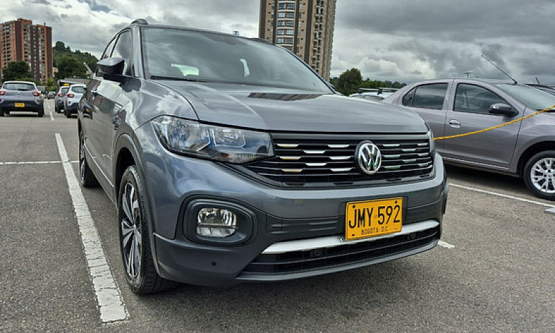 Volkswagen T-Cross 1...