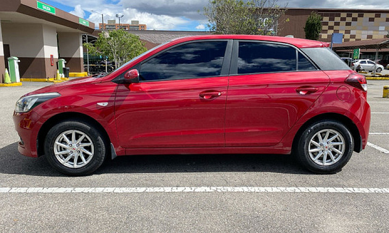 Hyundai I20 1.4 Adva...