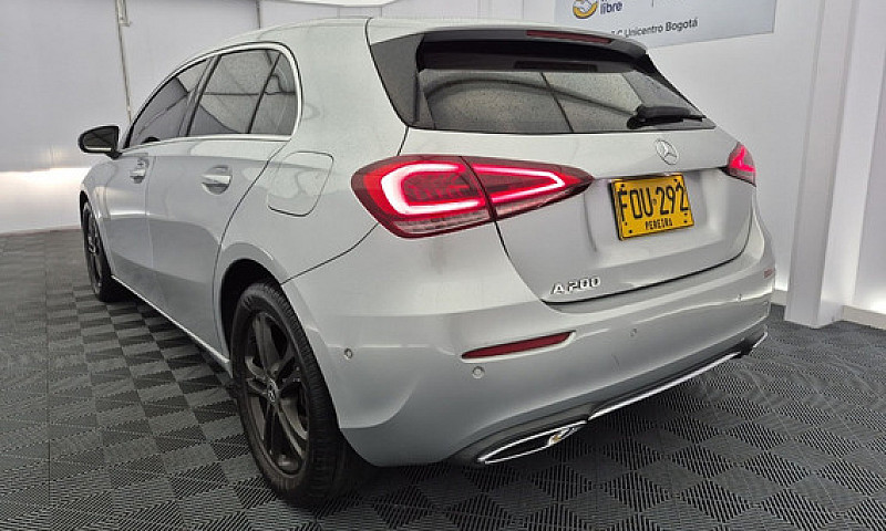 Mercedes Benz A 200 ...