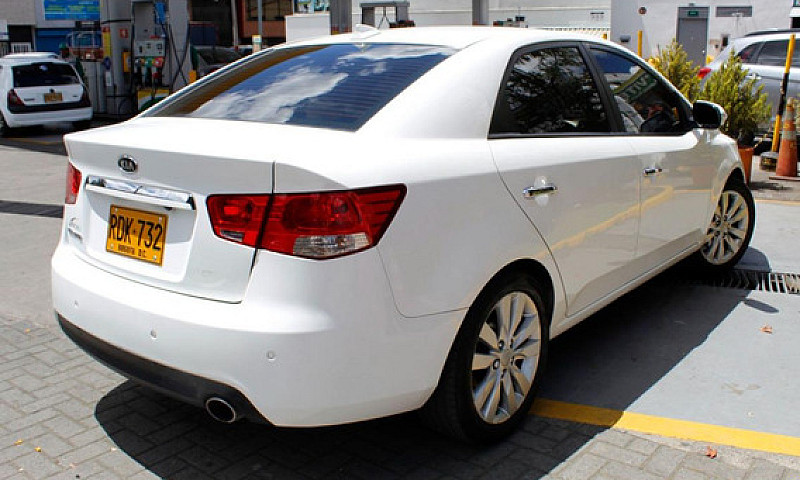 Kia Cerato Forte 2.0...