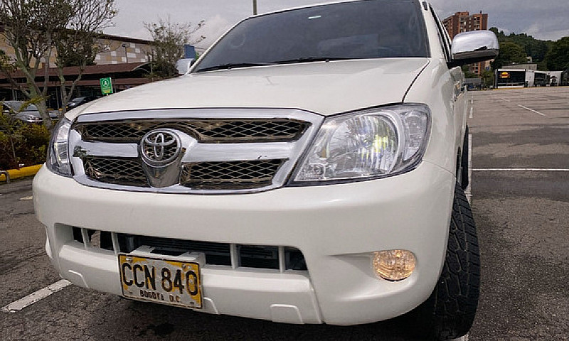 Toyota Hilux 2.5 Imv...