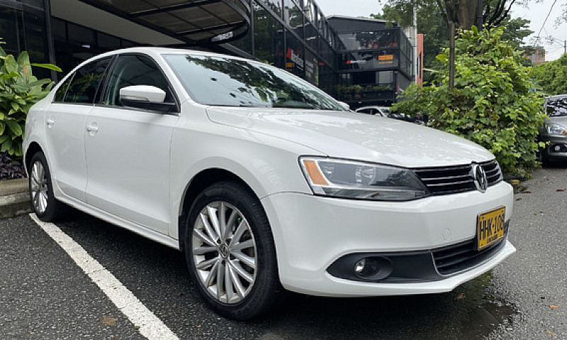 Volkswagen Jetta 2.5...
