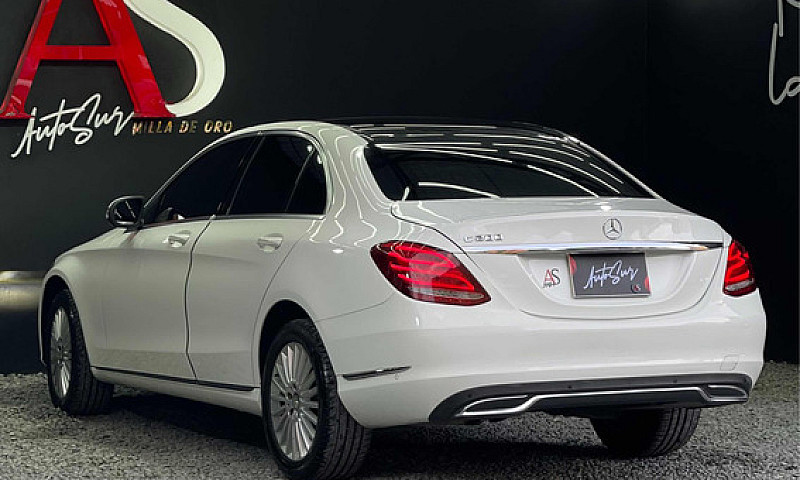 Mercedes-Benz Clase ...