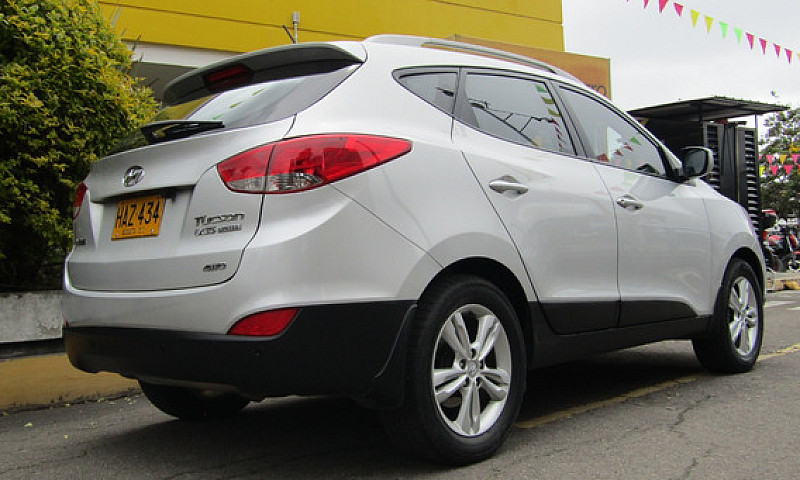 Hyundai Tucson Ix-35...