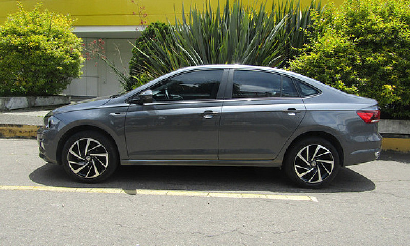 Volkswagen Virtus 1....