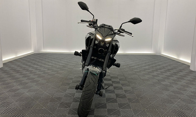Yamaha Mt03 2023...