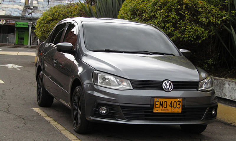 Volkswagen Voyage 1....