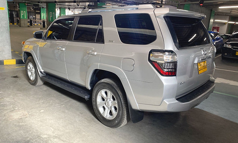 Toyota 4Runner 4.0 S...