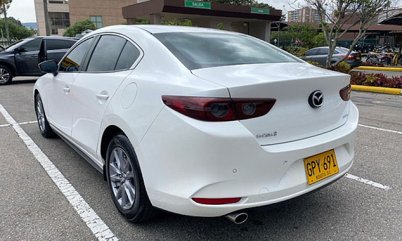 Mazda 3 2.0 Touring ...