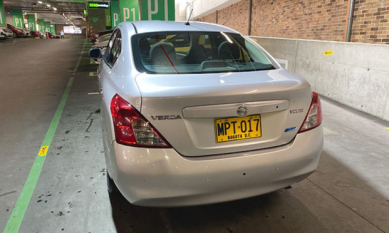 Nissan Versa 1.6...
