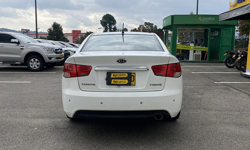 Kia Cerato Forte 1.6...