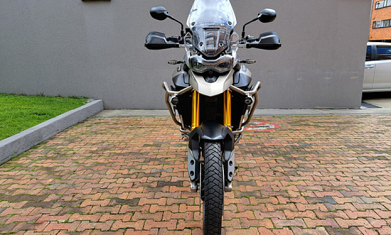 Triumph Tiger 900 Ra...