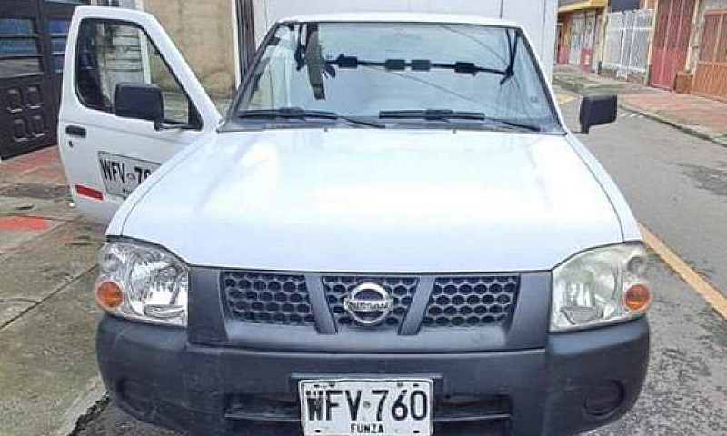 Furgon Nissan Np300 ...