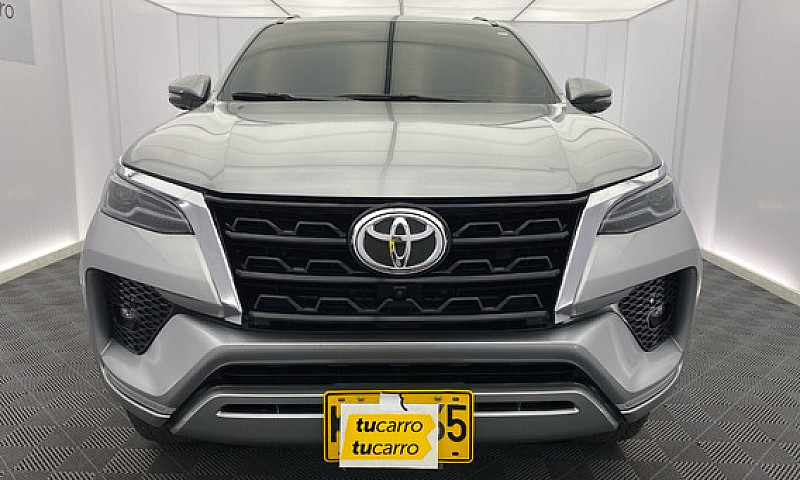 Toyota Fortuner 2.7 ...